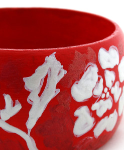 Bracciale dipinto a mano – White on red