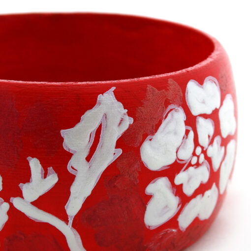 Bracciale dipinto a mano – White on red