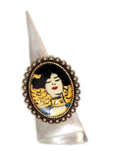 Hand-painted ring - Judith by Klimt