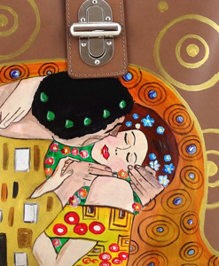 Borsa dipinta a mano – Il bacio di Klimt 2