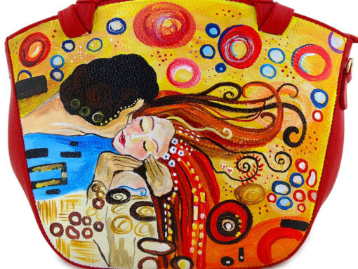 Borsa dipinta a mano - Omaggio al Bacio Appassionato di Sophie Vogel