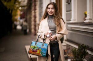 Barche di Pescatori sulla spiaggia di Les Saintes-Maries-de-la-mer di Van Gogh