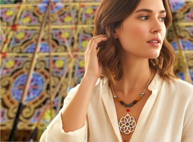 Collana dipinta a mano – Luminarie Salentine Color Collana dipinta a mano – Luminarie Salentine Color